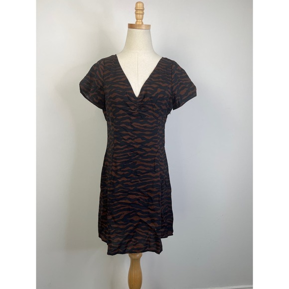 MADEWELL Black V-Neck Mini Dress in Abstract Animal NWT Size 4 - Picture 9 of 10